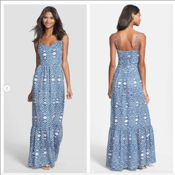 Betsey Johnson Dresses & Skirts - Betsey Johnson Halter Blue White Print Tiered Maxi